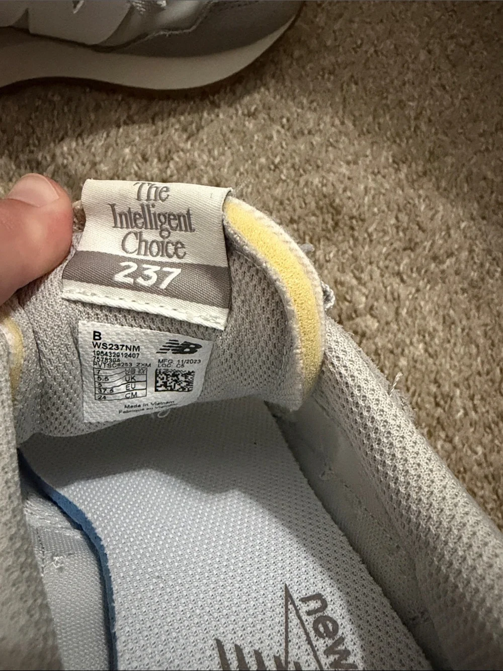 New Balance 237 - Picture 3 of 4